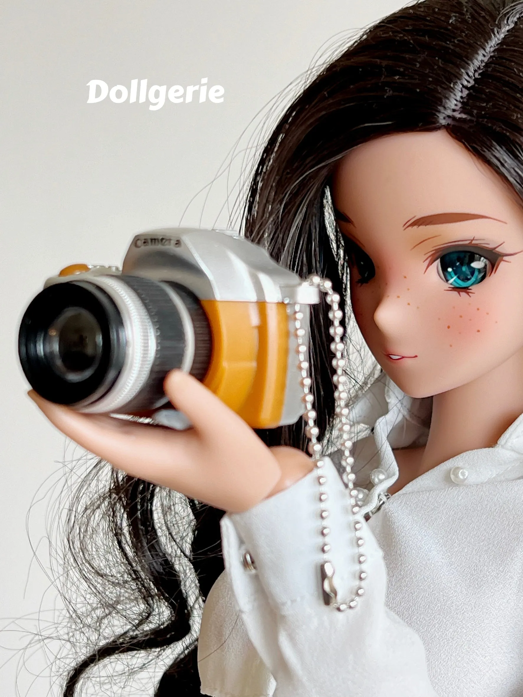 1/3 SLR Camera with flash and sound effect
