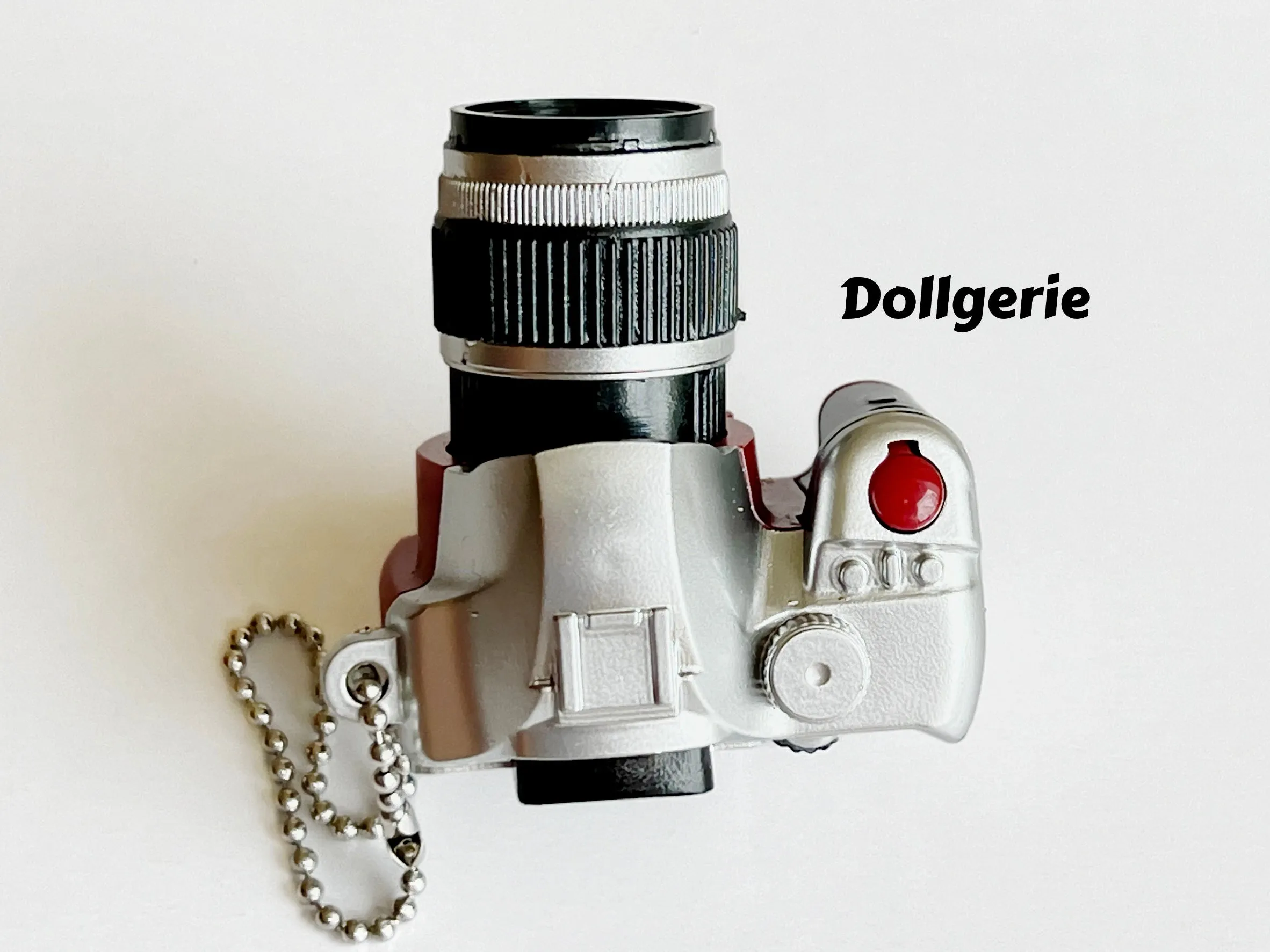 1/3 SLR Camera with flash and sound effect