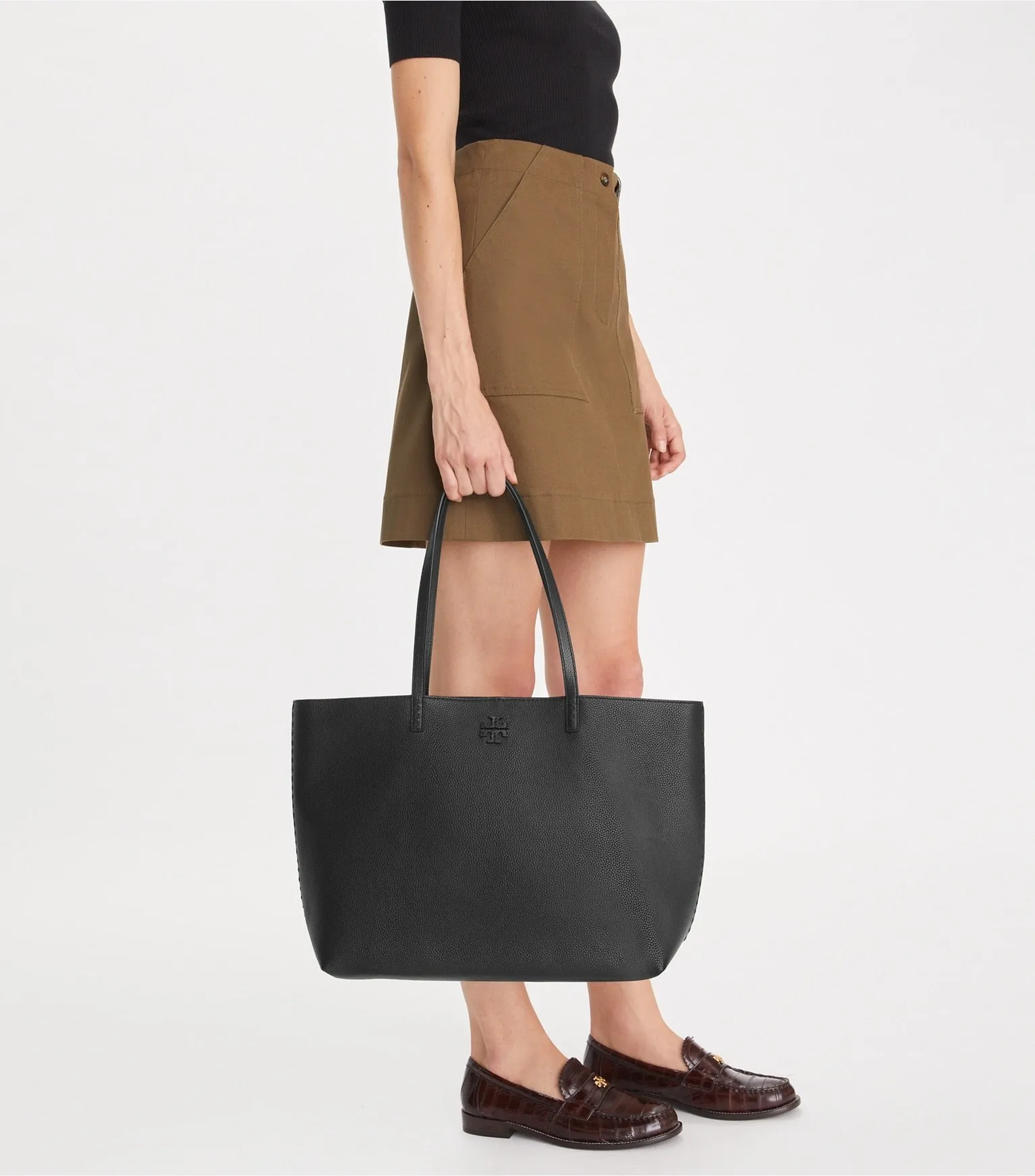 152221 001 BLACK TORY BURCH BAG