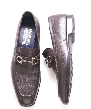 $750 SALVATORE FERRAGAMO - Brown Gancini Bit Loafer - 9 D US