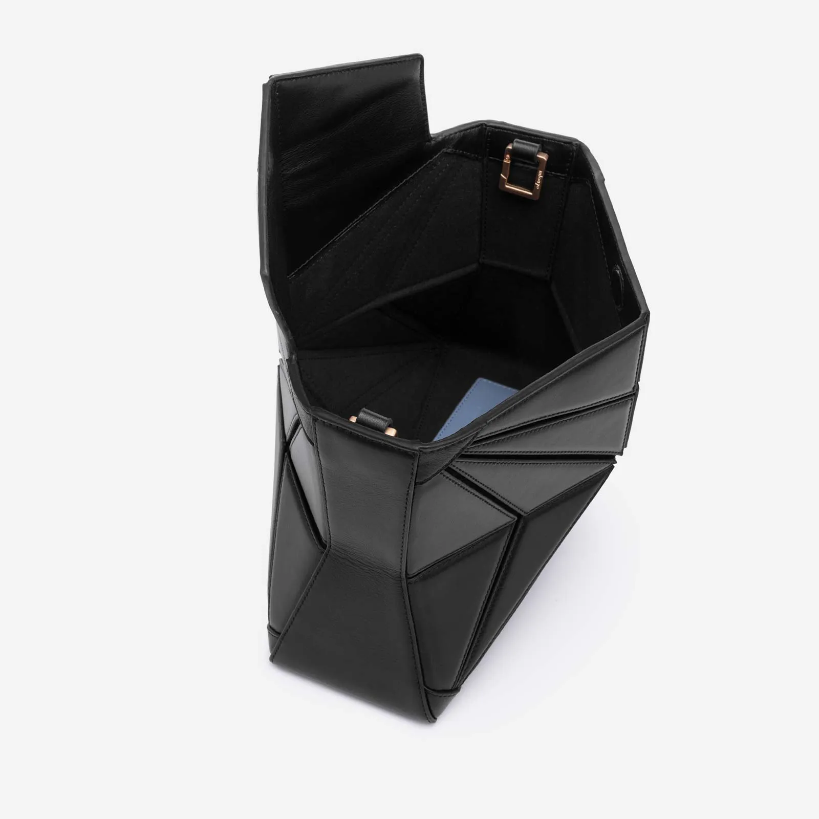 Atlas - Black