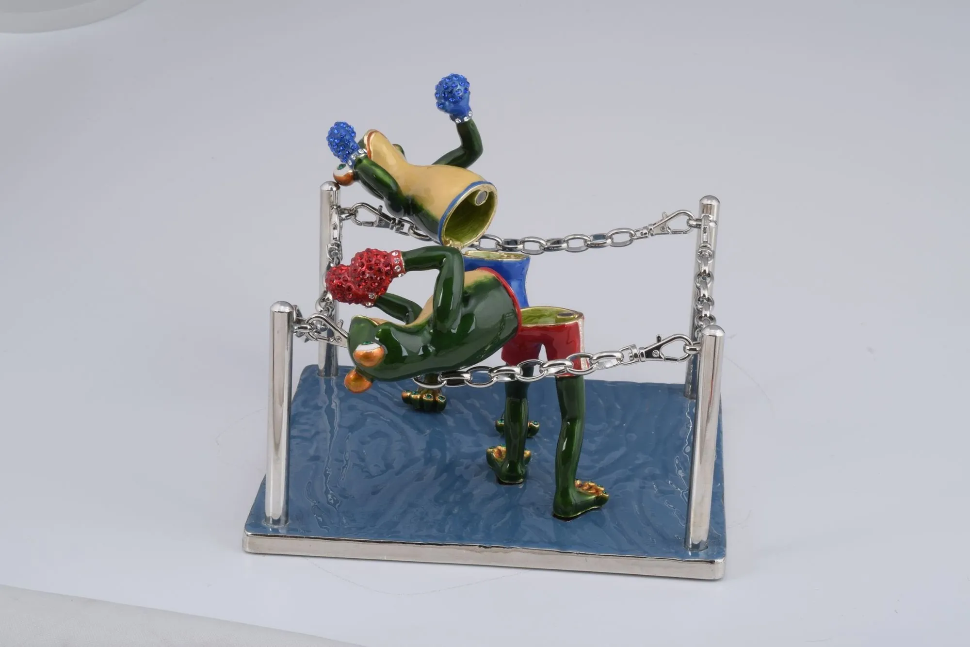 Boxing Frogs