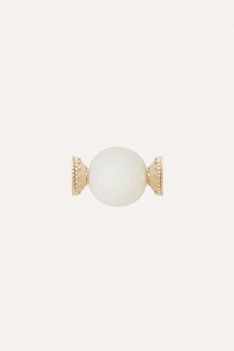 Clara Williams Victoire White Agate 20mm Centerpiece