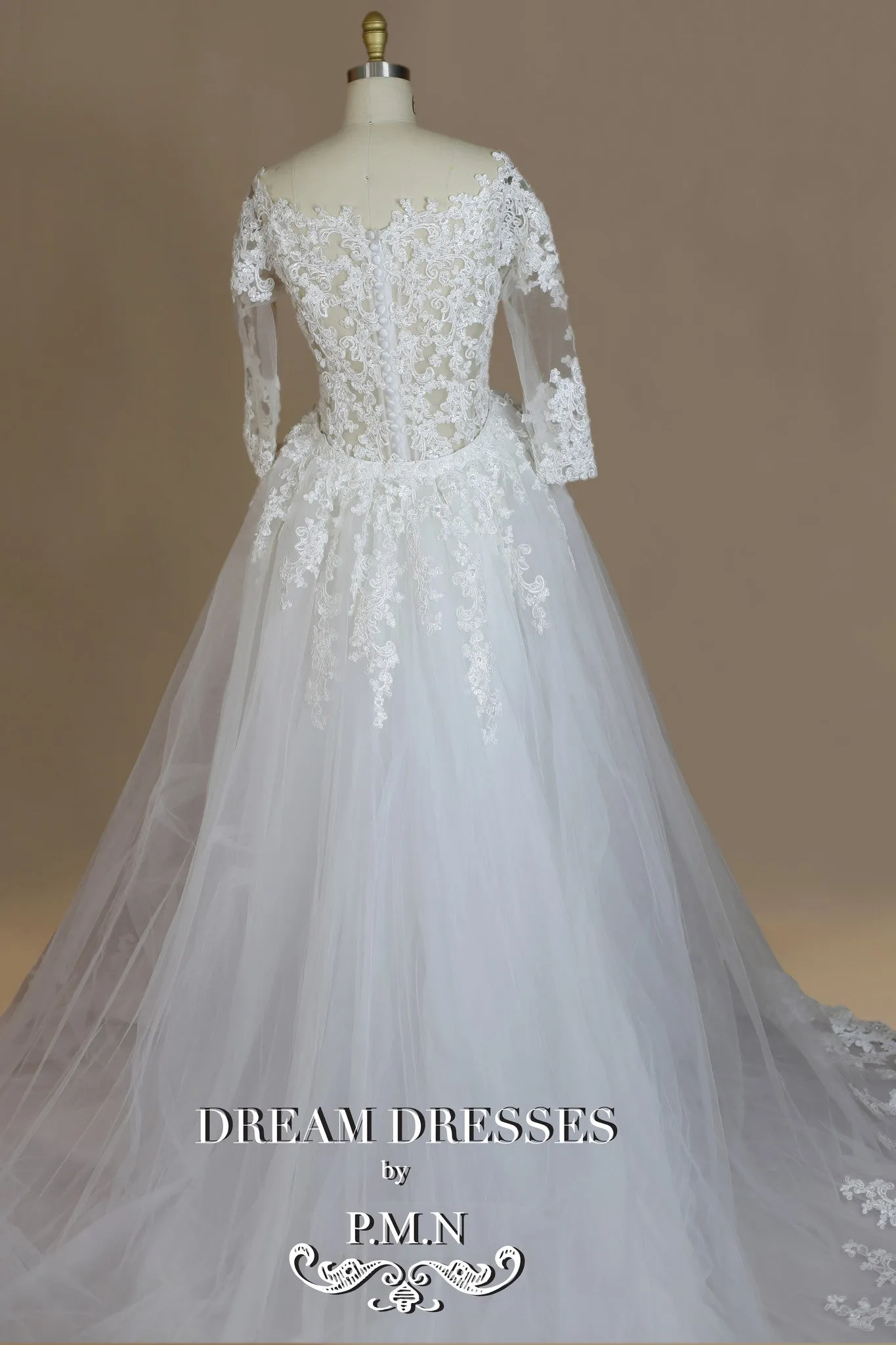 Detachable Cathedral Bridal Train (#India)