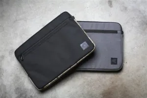 GRIFFON INDUSTRIES Cube - 13"/14" Laptop Case