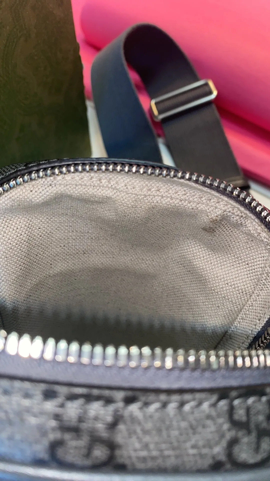 GUCCI GG Supreme Canvas Ophidia Minibag In GREY