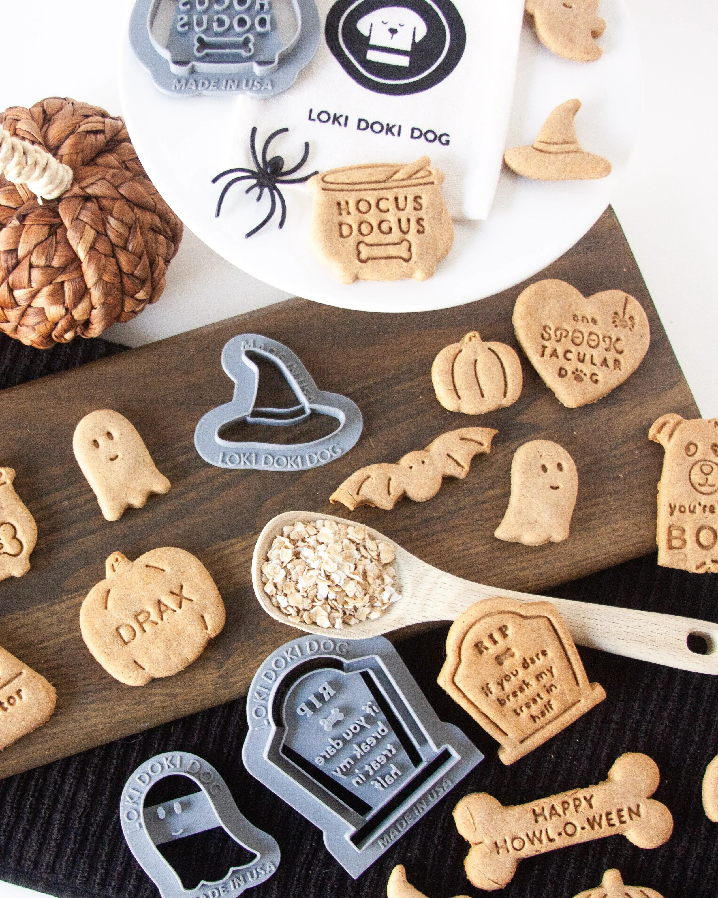 Happy Gourd - Halloween Dog Biscuit Cookie Cutter