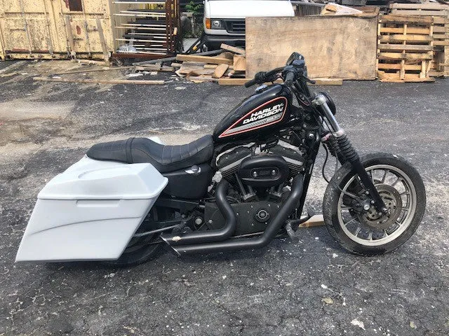 Harley Davidson Sportster 883 / Dyna / Sportster 5" Dual Cut Out Saddlebags Kit   6 x 9 Speaker Lids