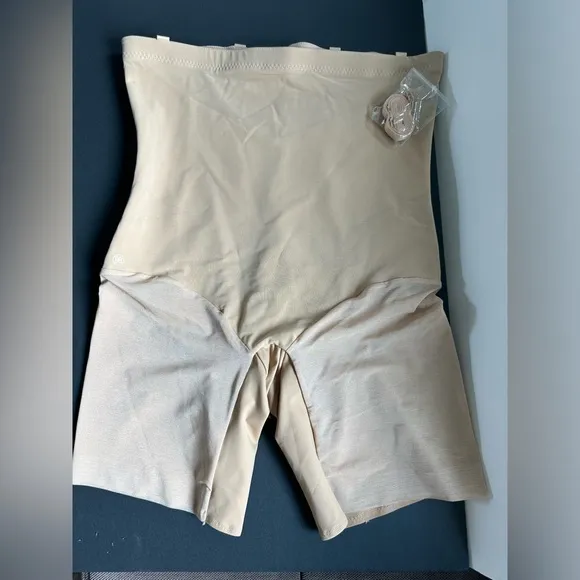 Honeylove SuperPower Shorts New