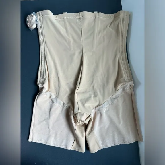 Honeylove SuperPower Shorts New