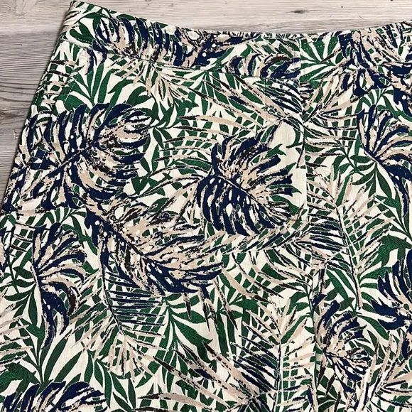 J. McLaughlin Montaya Jacquard Short NWOT