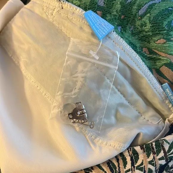 J. McLaughlin Montaya Jacquard Short NWOT