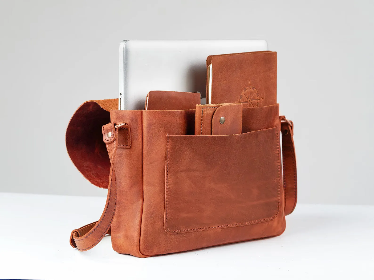 laptop bag leather briefcase