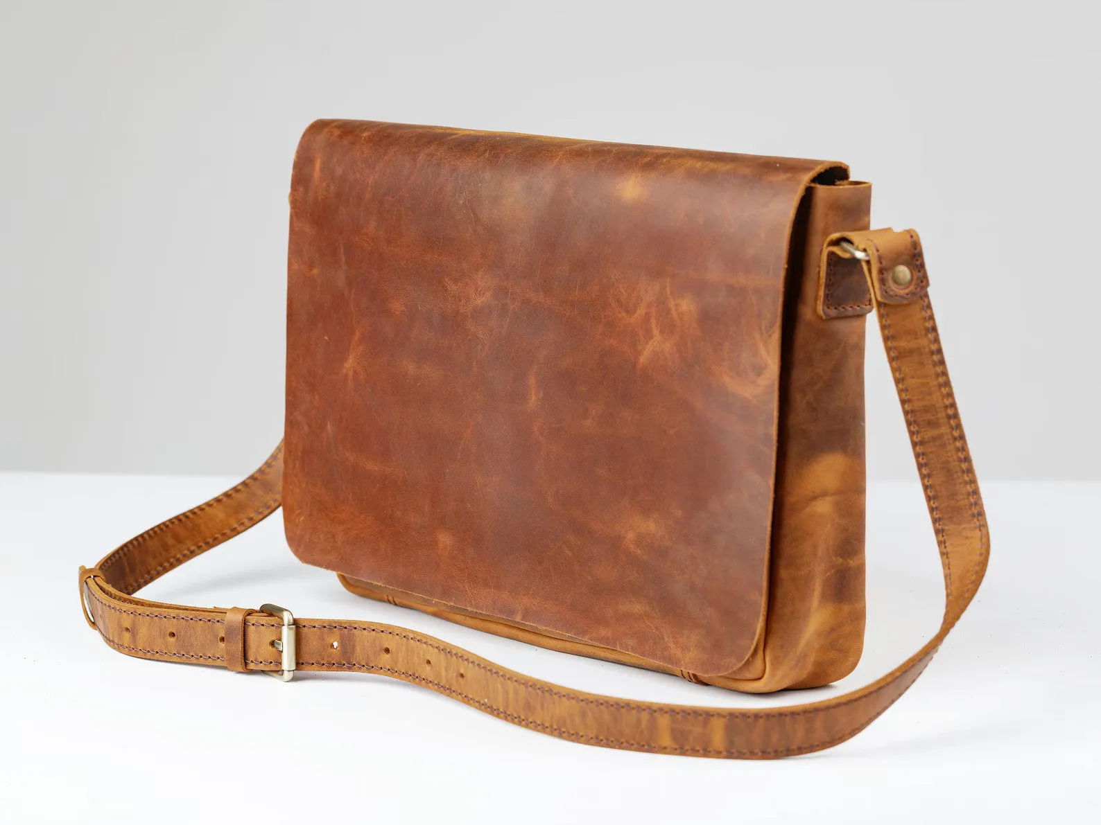laptop bag leather briefcase