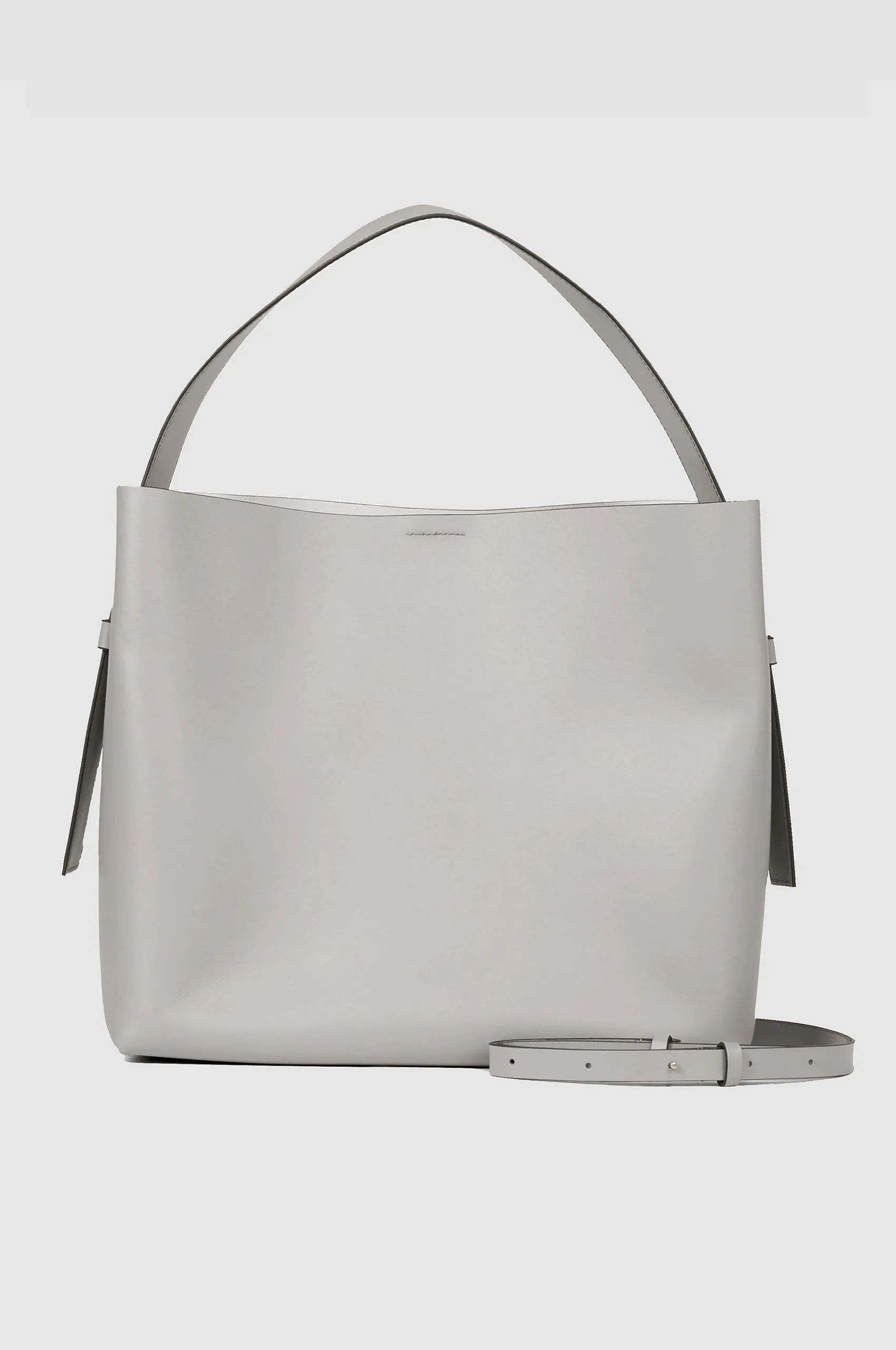 Leata Maxi Leather Bag