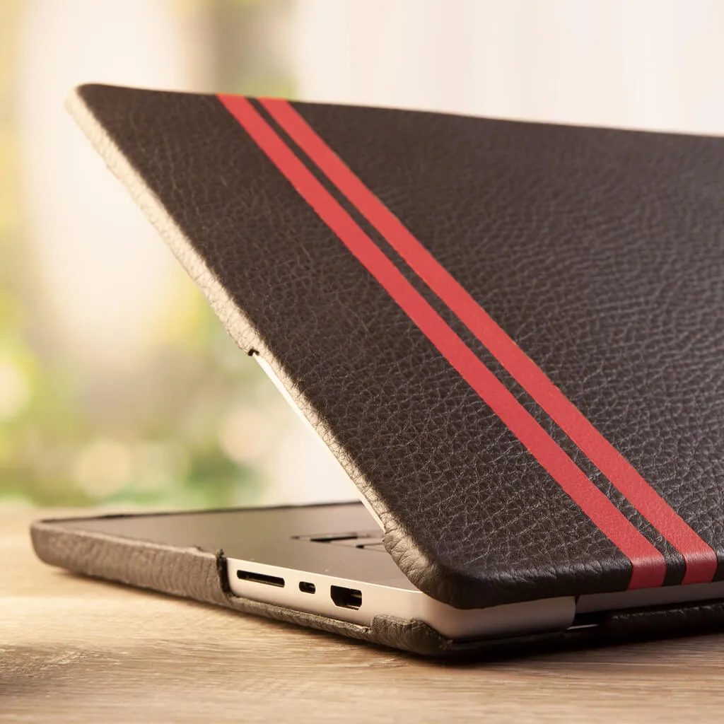 MacBook Pro 14” M4 Leather Suit (2024)