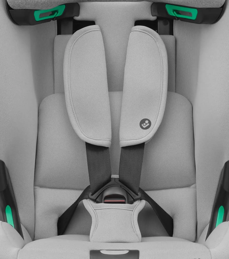 Maxi Cosi Titan Plus i-Size 1/2/3 Car Seat - Authentic Grey
