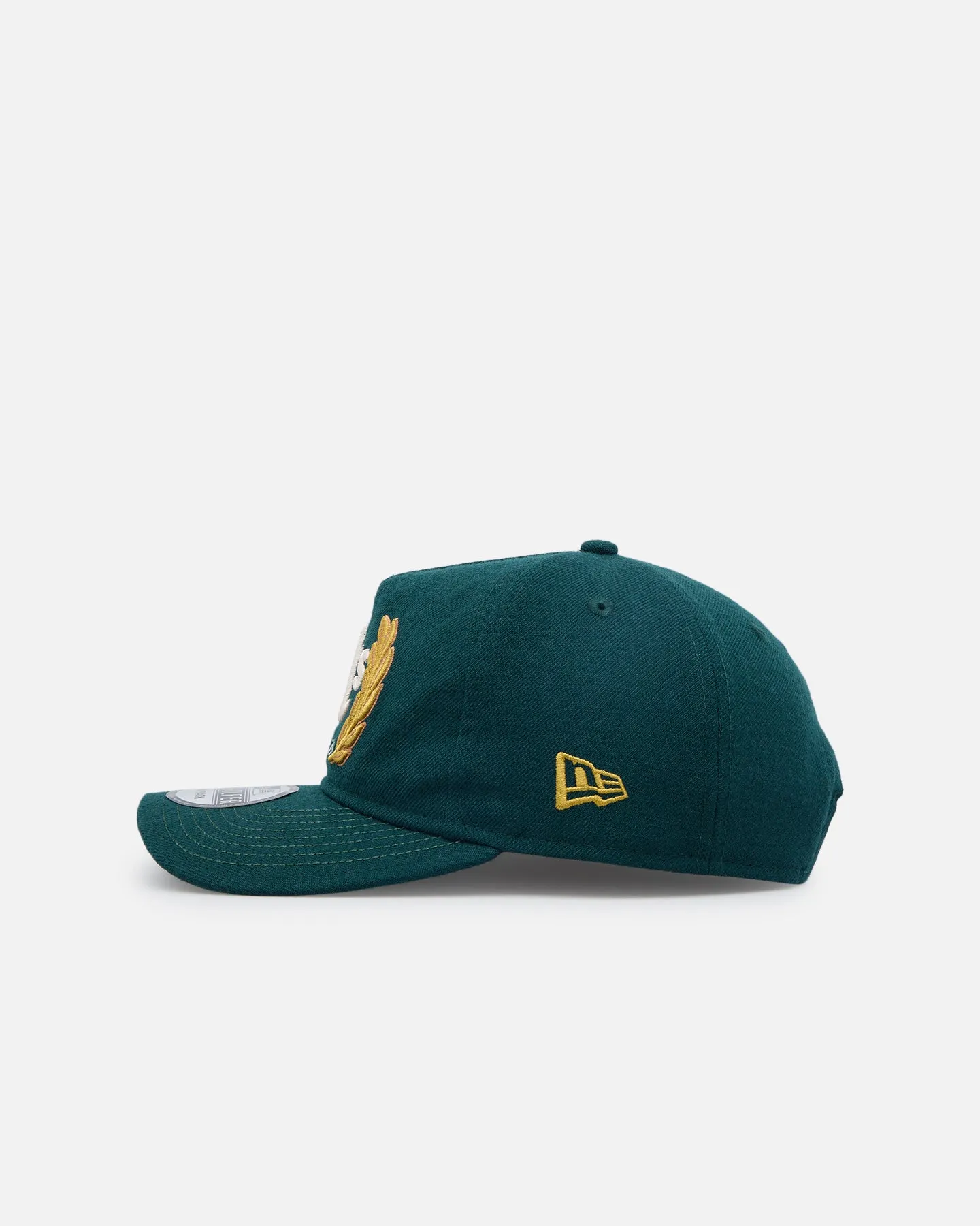 New Era Oakland Athletics 'Heritage Golf' Pre-Curved Golfer Snapback Cilantro Green