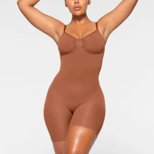 NWOT Skims Seamless Sculpt Mid Thigh Bodysuit in Bronze, Size XS