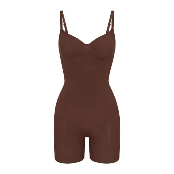 NWOT Skims Seamless Sculpt Mid Thigh Bodysuit in Cocoa, Size XL