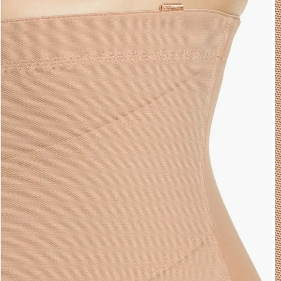 NWT HONEYLOVE Super Power Thong Shapewear