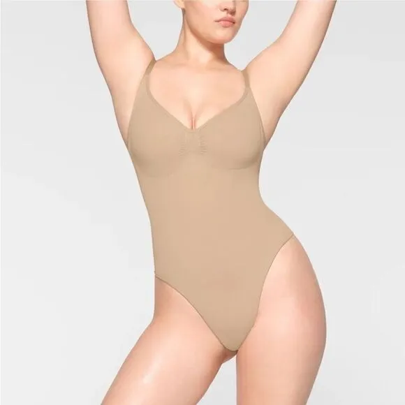 NWT Skims Seamless Sculpting Thong Bodysuit Clay 2X