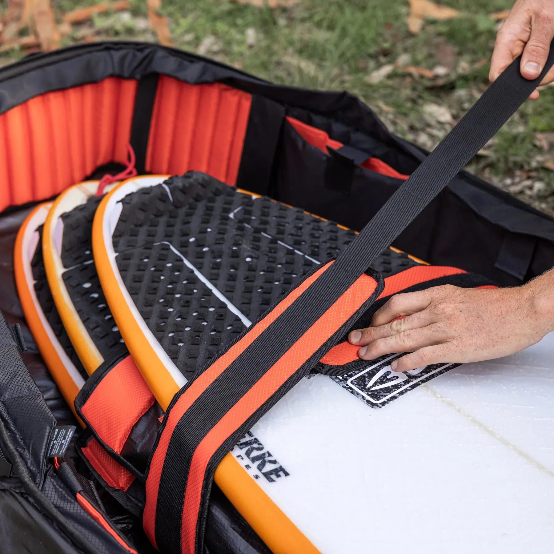 Ocean & Earth Apex FS Travel Cover - 3 Board - Black - 7'6"