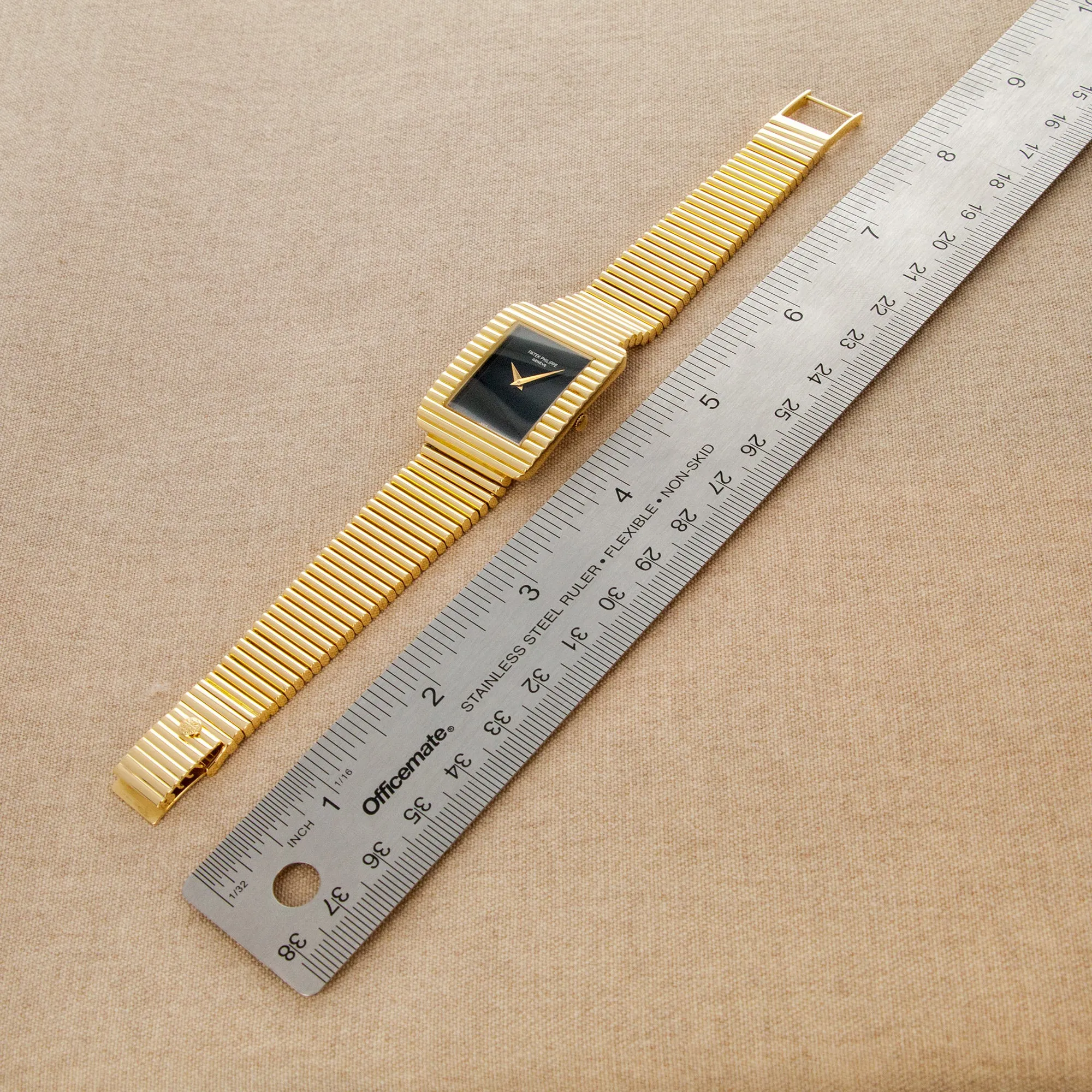 Patek Philippe Yellow Gold Onyx Dial Ref. 3733