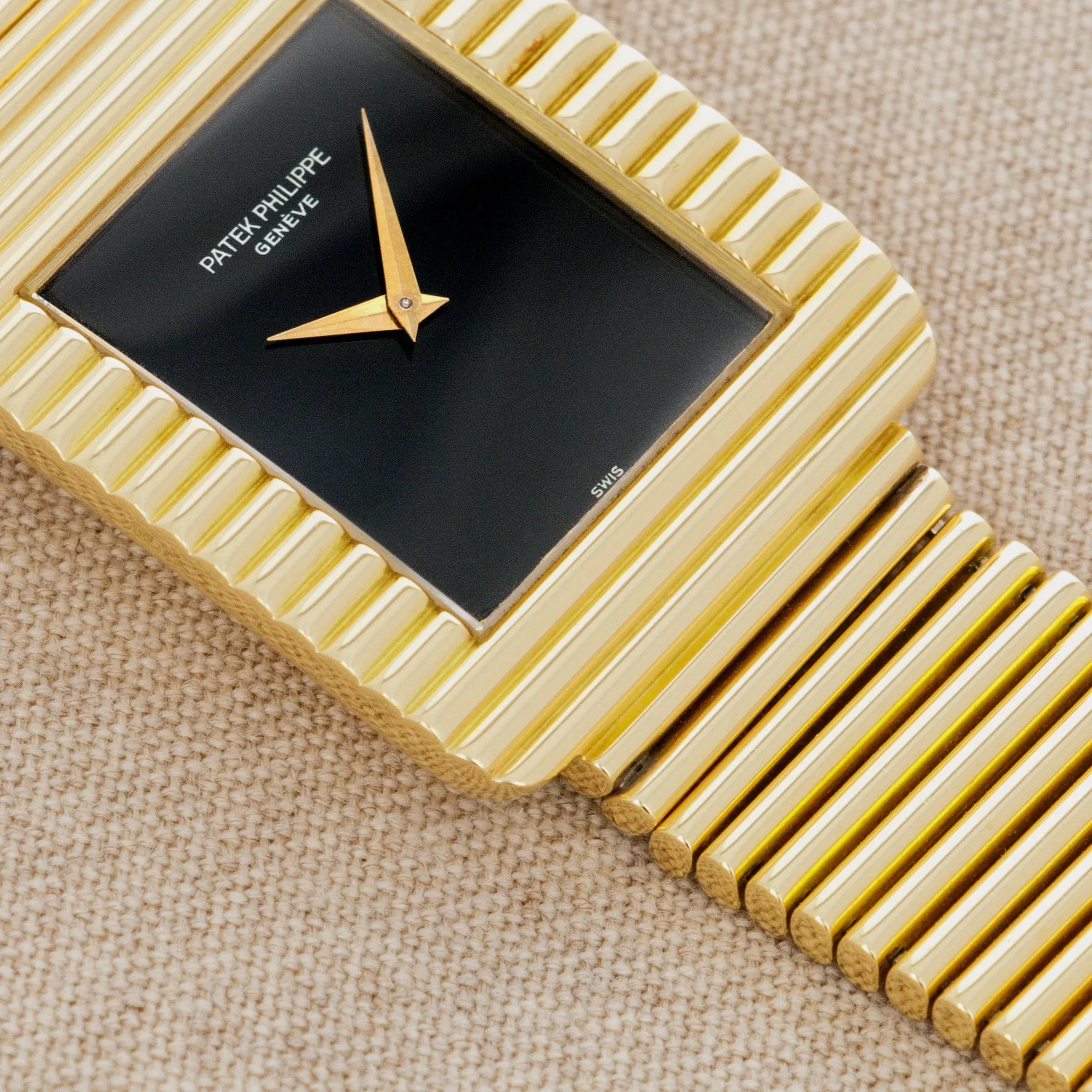 Patek Philippe Yellow Gold Onyx Dial Ref. 3733