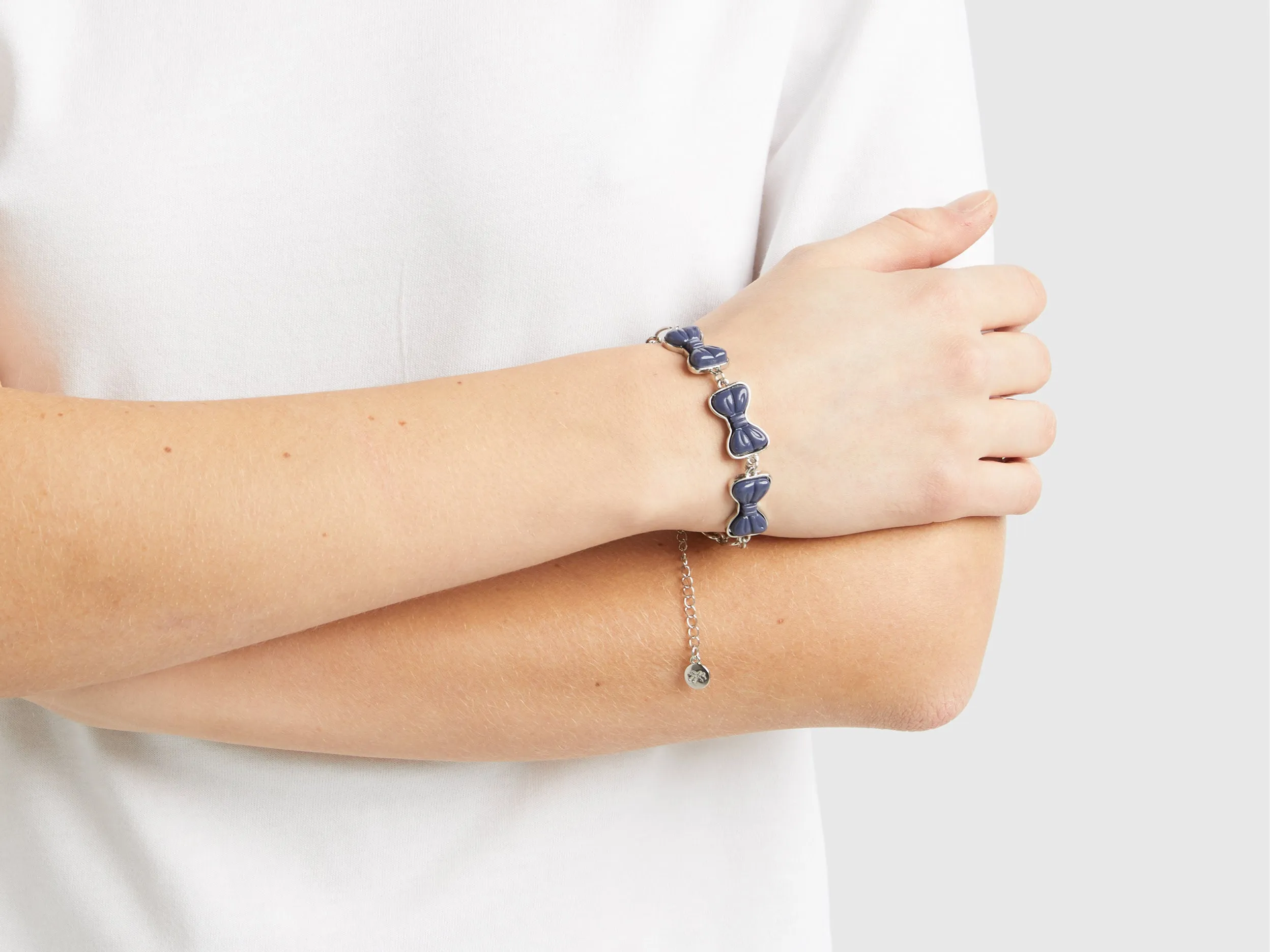 Patterned Clasp Bracelet