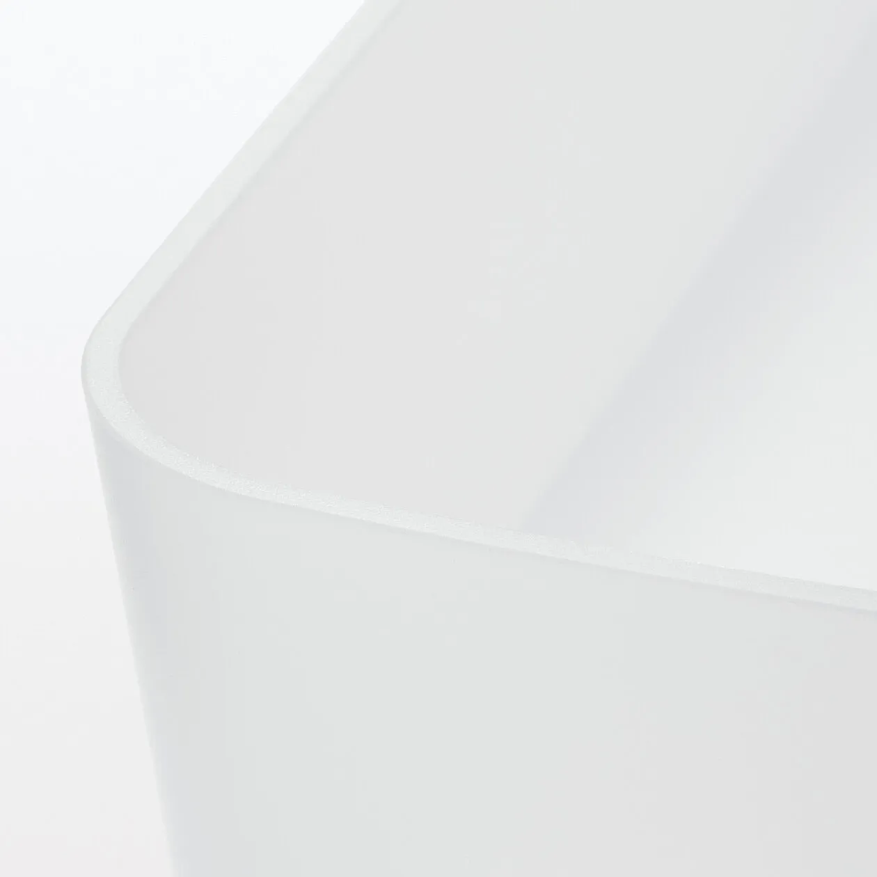 Polypropylene organizing box 2