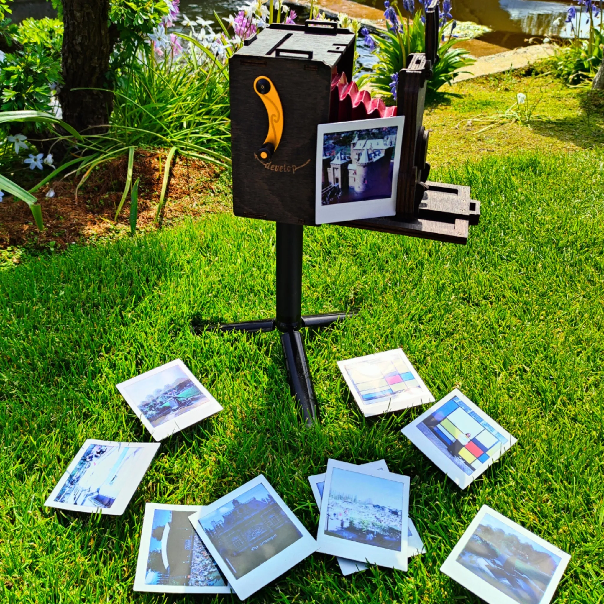 Pre-assembled Pinhole Instant SQUARE Film Camera