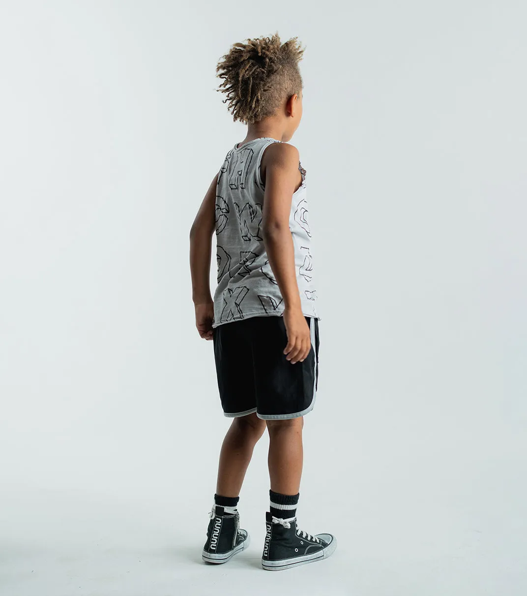 RETRO GYM SHORTS - BLACK