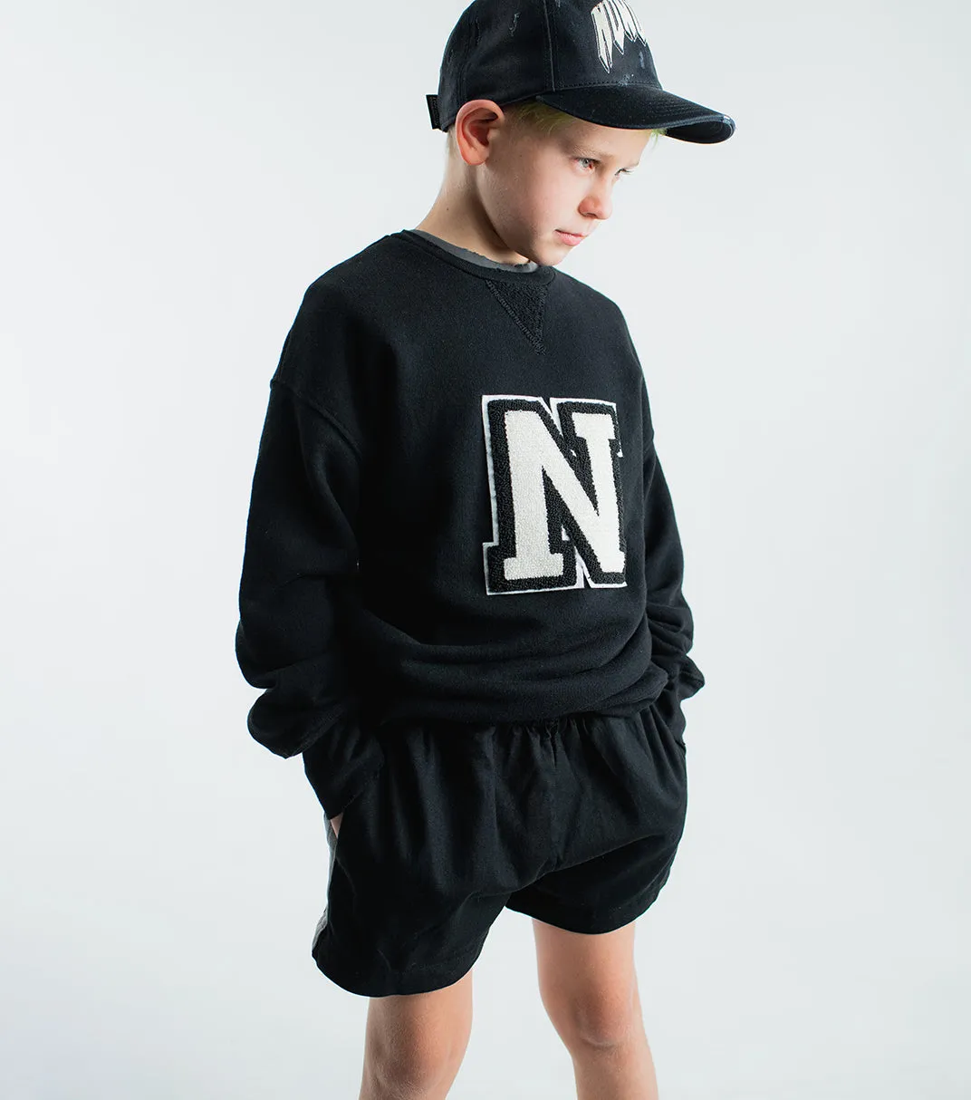 RETRO GYM SHORTS - BLACK