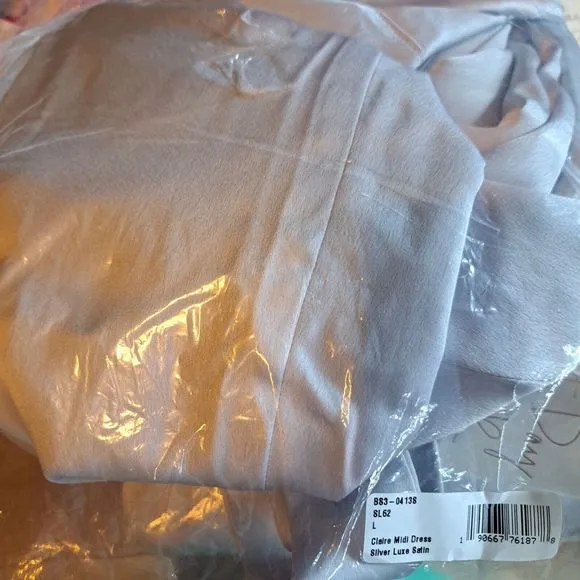 Show Me Your Mumu Weddings Claire Midi Dress in Silver Luxe Satin J333 Sz L NWT