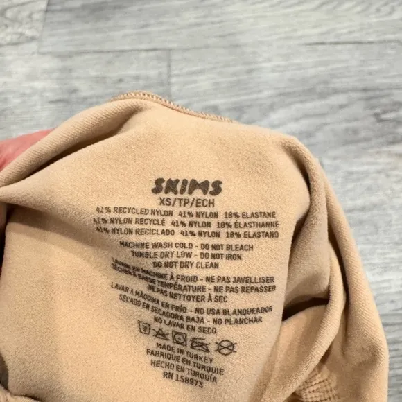 Skims nude seamless sculpt brief bodysuit