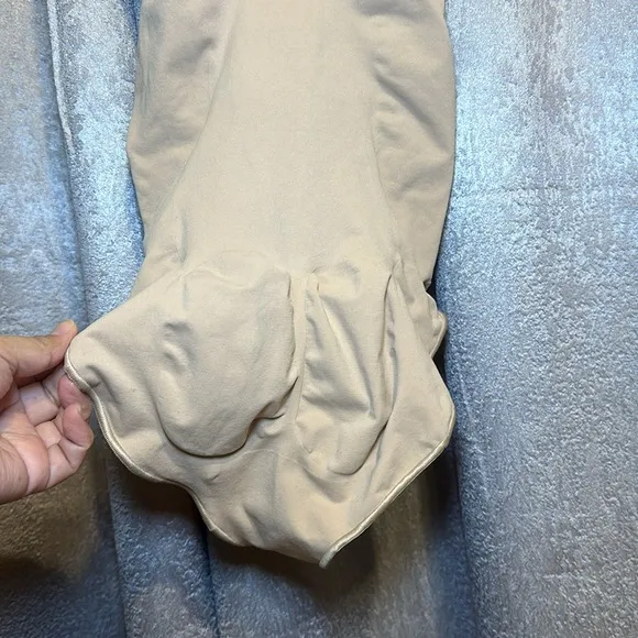 SKIMS seamless sculpt brief bodysuit size XL