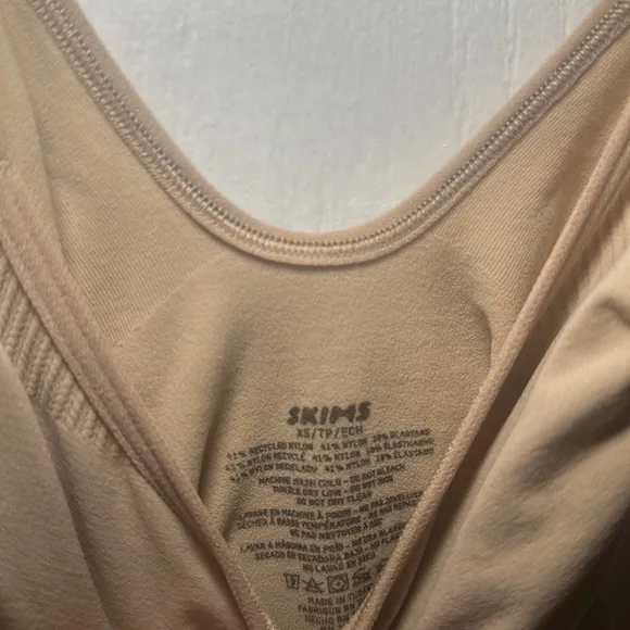 SKIMS seamless sculpt brief bodysuit size XS