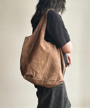 Suede Leather Shoulder Bag in Mushroom