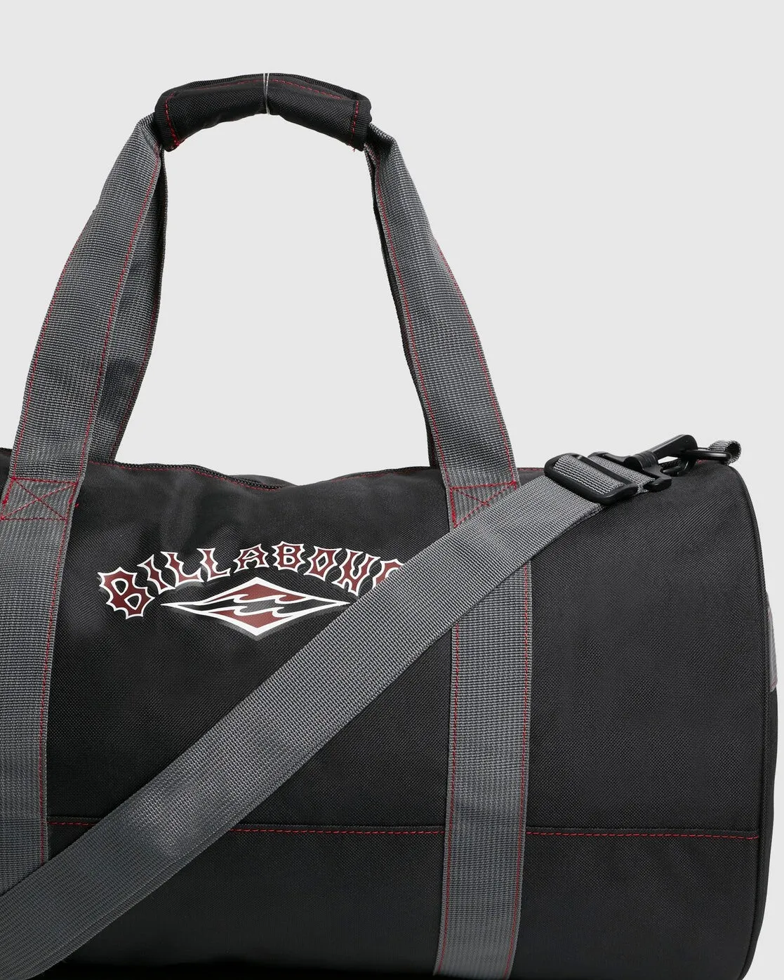 TRADITIONAL DUFFLE BAG