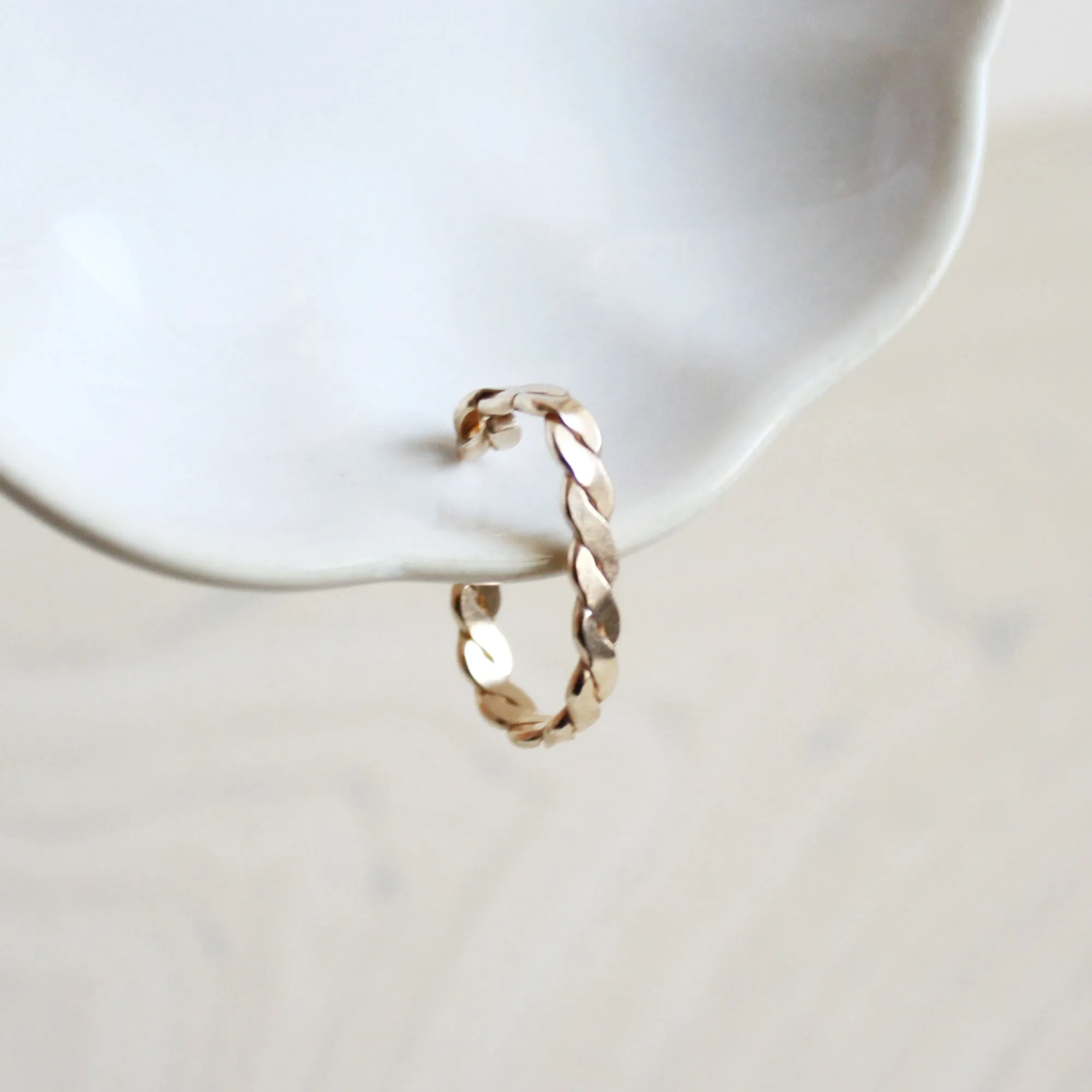 Twisted Patterned Ear Cuff