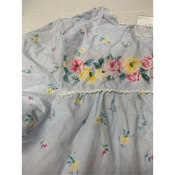 Vintage Floral Old Fashion Night Gown