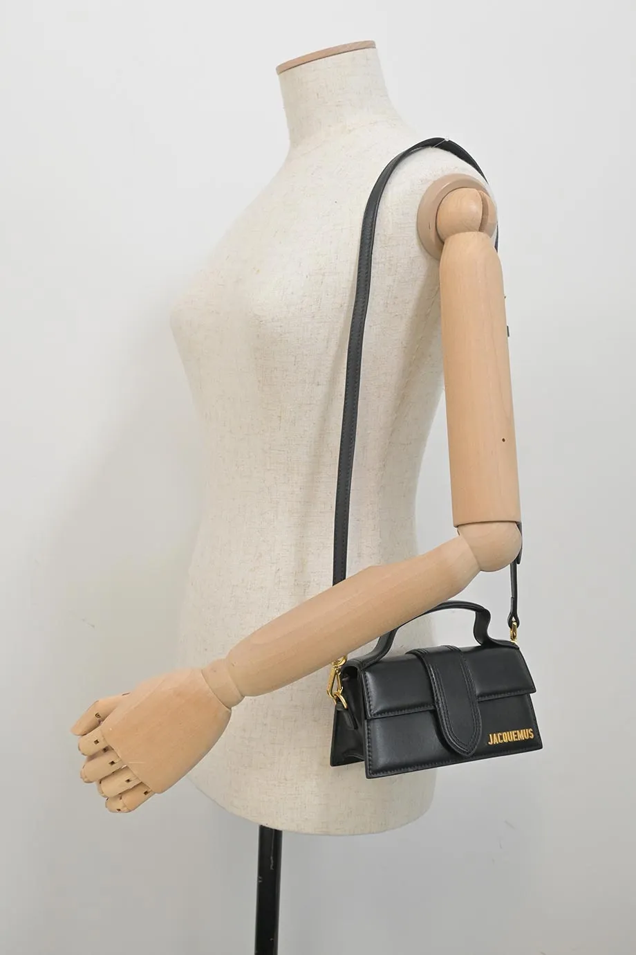 [WB6533] Jacquemus | Cross-Body Bag