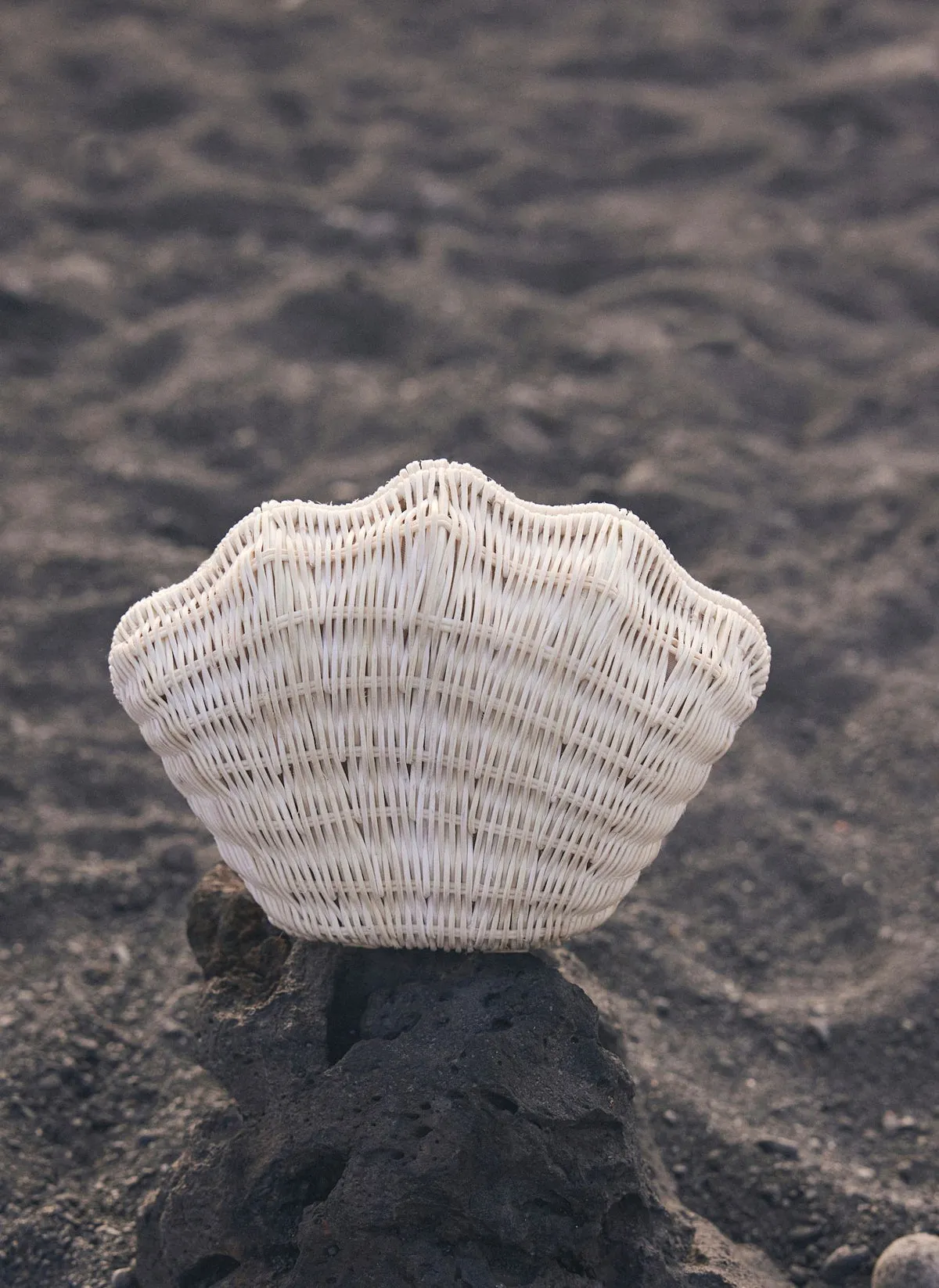 White Structured Shell Clutch Bag